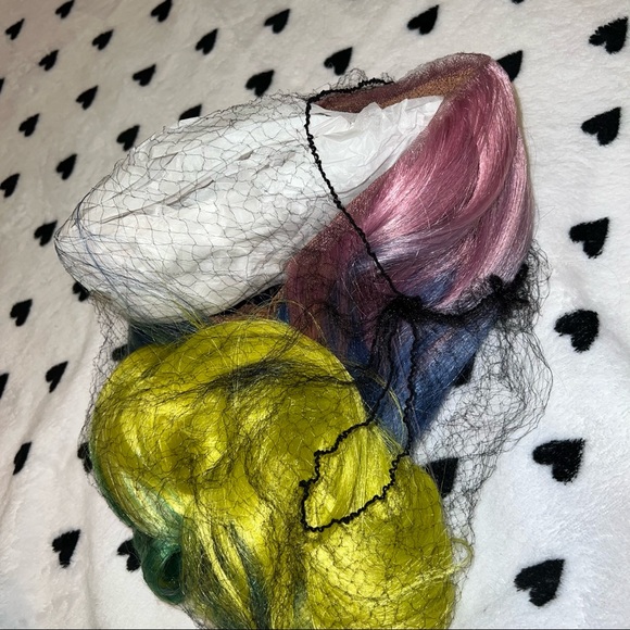 Motown Tress Let's Lace Synthetic Lace Front Wig - Picture 6 of 7